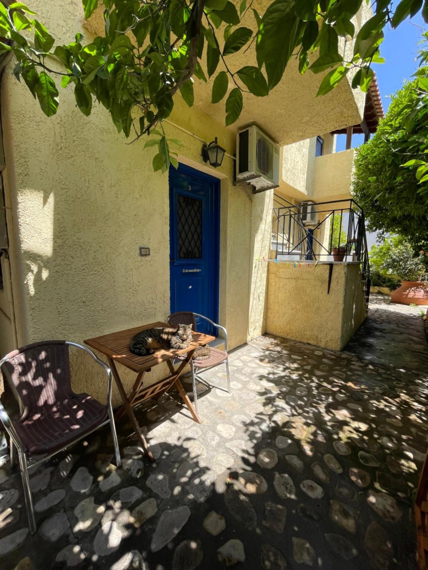 Jimmy'S Place Ormos  Exterior photo